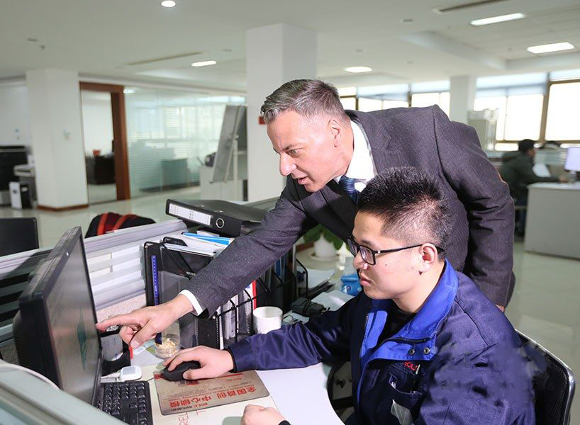1520304351834046377.jpg 研发设计产品500项 洋专家把脉“北仑制造”