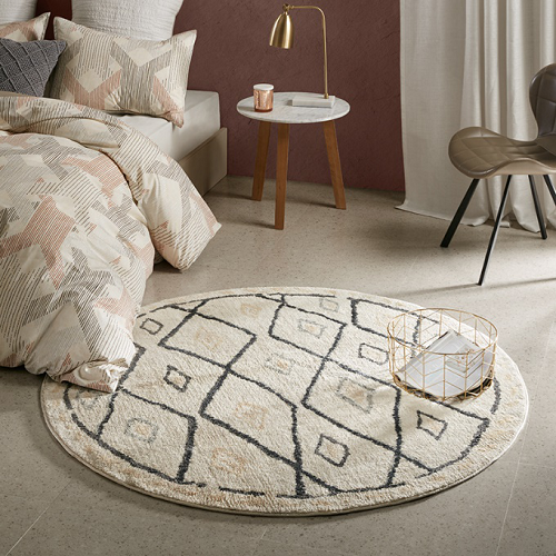 Estela 圆形机织地毯